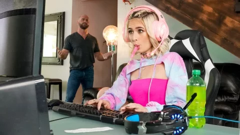 RoommatesTightSnatch69